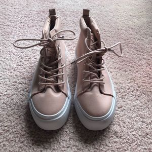 H&M Divided pink platform tennis shoes